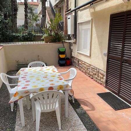 Giardino Sud - A Pochi Passi Dal Mare Διαμέρισμα Σαν Βιντσέντσο Εξωτερικό φωτογραφία